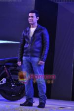 Aamir Khan at the launch of Mahindra_s new bikes Mojo and Stallion in Trident on 30th Sept 2010 (44).JPG